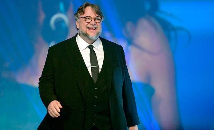 Guillermo del Toro admira a Adam Sandler