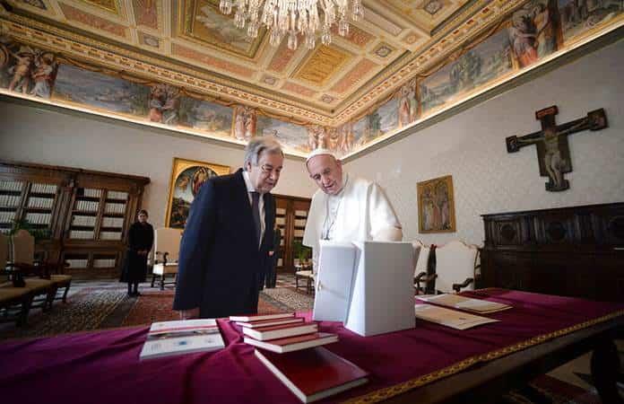 El secretario general de la ONU, António Guterres, y el papa Francisco / Foto: AP