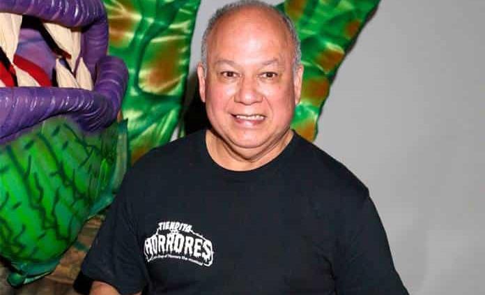 Moisés Suárez, 50 años entre el “¡Sí que sí!” y “Vecinos”