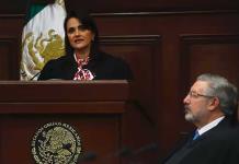 Ministra Ríos Farjat respalda protestas en el Senado