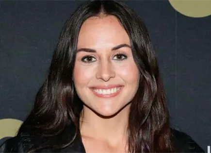 Zuria Vega deslumbra en desfile D&G de Mil&aacute;n Fashion Week 2026