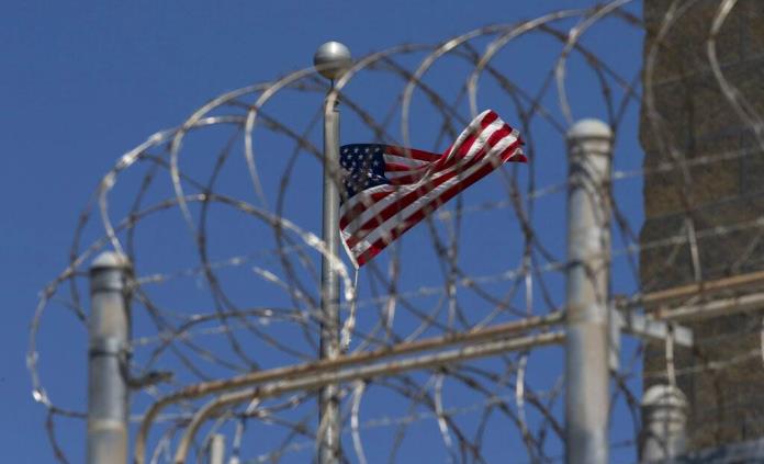 Creador de torturas de la CIA enfrenta a acusados del 11/Sep