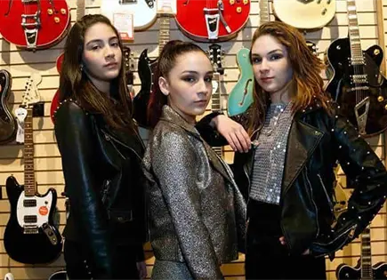 The Warning, sensación en la NFL con su actuación en vivo