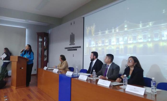 Detallan los principales factores de riesgo para que las mujeres padezcan alcoholismo