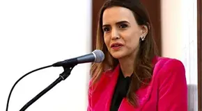 Morena nombra a Clara Luz Flores coordinadora en NL