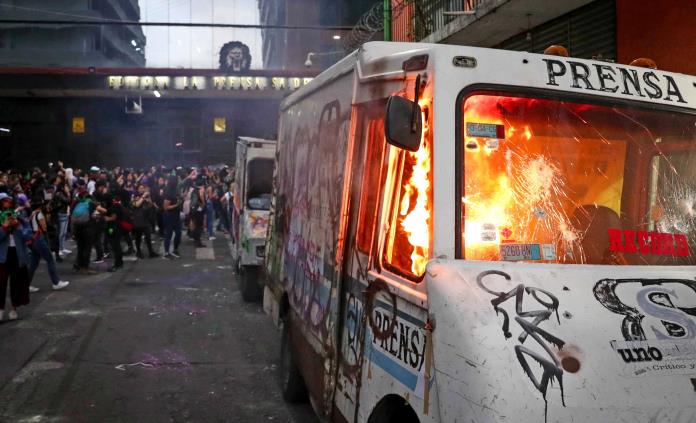 Termina protesta por feminicidio de Ingrid con reclamos de justicia