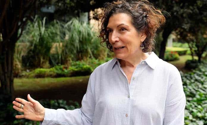 La sumisión de la mujer latinoamericana ha sido un mito, dice Alma Guillermoprieto