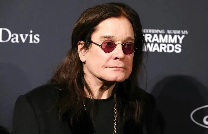 Sharon Osbourne considera sepultar a Ozzy Osbourne en su jardín