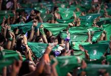 El Tribunal Constitucional español avala la ley que blinda el aborto como derecho