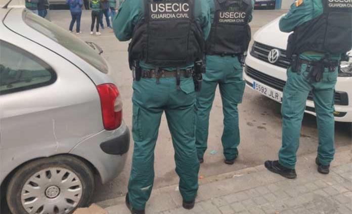 Agentes de futbolistas en España simulaban fichar a promesas para venderlas más caras