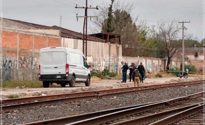 Encuentran dos cadáveres encintados en las vías del ferrocarril, cerca de la Casa de la Caridad