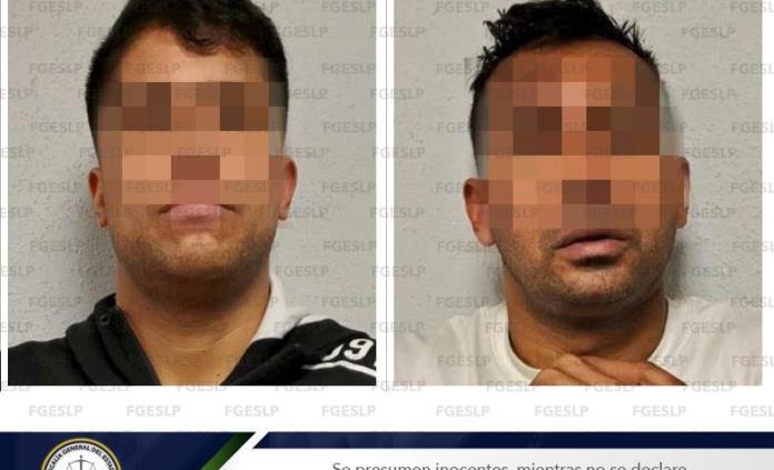 Capturan a dos venezolanos por robo de un Rolex afuera de tienda en Salvador Nava