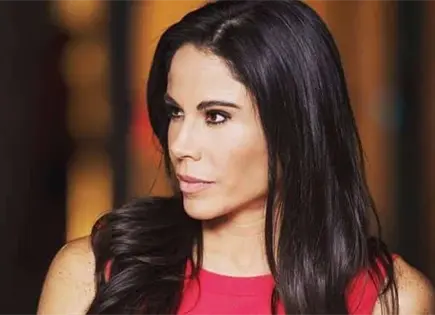 Paola Rojas advierte uso de g&eacute;nero y leyes para censurar al periodismo