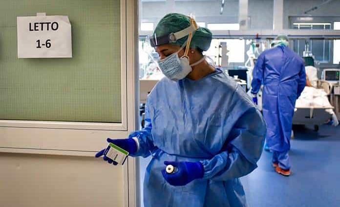 Italia contabiliza 4 mil 825 fallecidos con coronavirus, 793 más en 24 horas