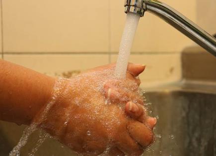 Controversia sobre aumento del servicio de agua en Nuevo León