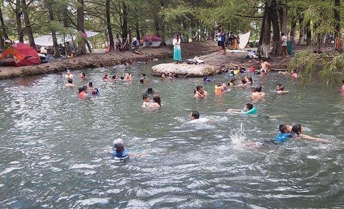 El canalito, muy concurrido pese a la contingencia