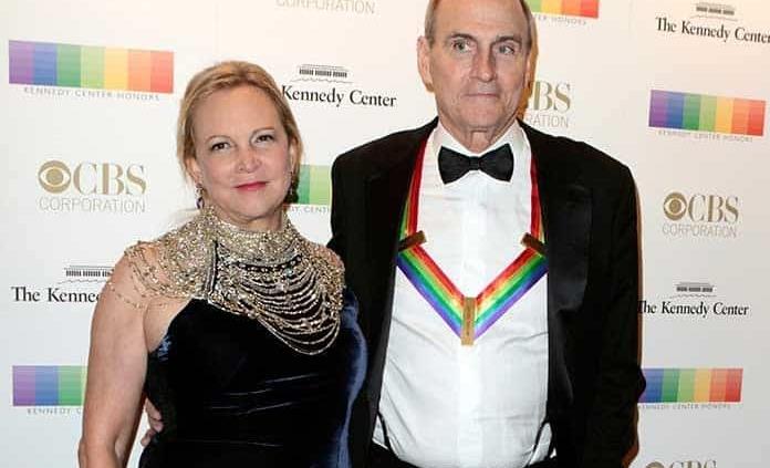 James y kim Taylor donan 1 mdd a hospital