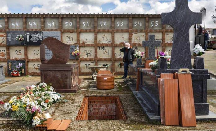 Ancianos condenados a morir por falta de respiradores en España