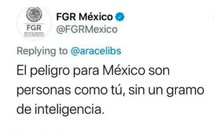 Investiga FGR a funcionario que insultó a tuitera por criticar a AMLO