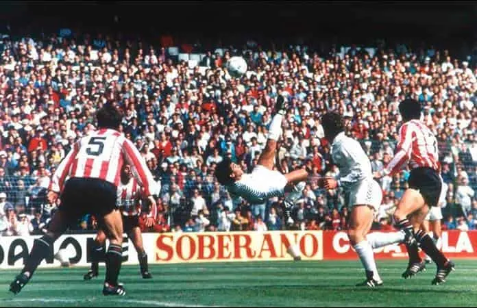 Video | Hugol felicita a Cristiano y le presume sus chilenas