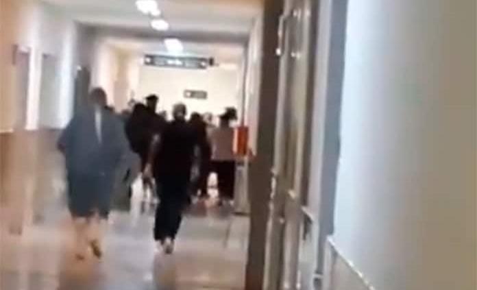 VIDEO: Agreden a médicos familiares de paciente que murió por Covid-19 en Azcapotzalco