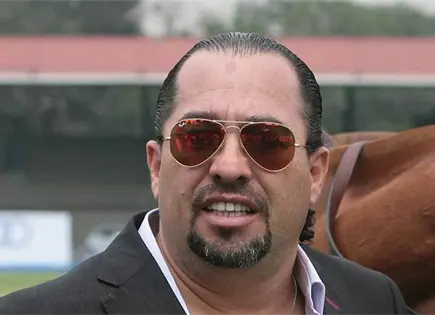 El Borrego Nava sufre par&aacute;lisis facial