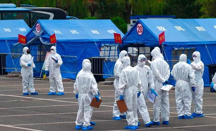 China reporta cero hospitalizados por coronavirus en Wuhan