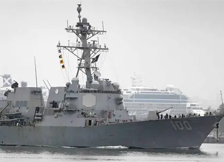 Dos buques de la Marina de EU colisionan en maniobra en el Caribe