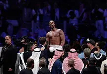 Anthony Joshua resulta herido en accidente de tr&aacute;fico