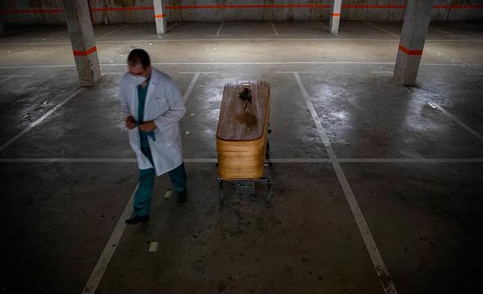 Las muertes por COVID-19 en España bajan de 100 por tercer día consecutivo
