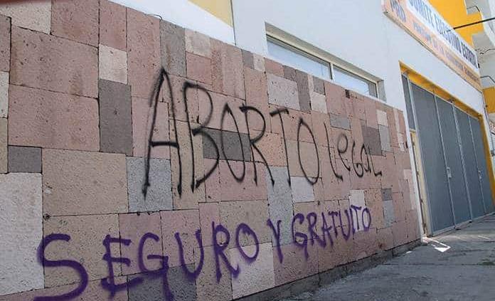 PRI y PAN denuncian los ataques en la FGE