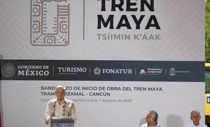 Ante coronavirus, especialistas ven similitudes en las estrategias de comunicación de AMLO y Trump