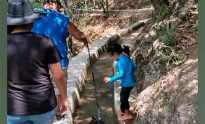 Llama Sapsam a no contaminar canal de agua