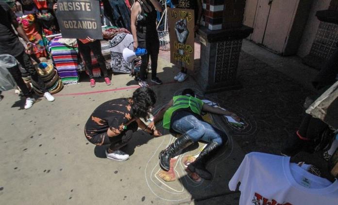 Jóvenes llaman a un alto al racismo en el mundo en Tijuana