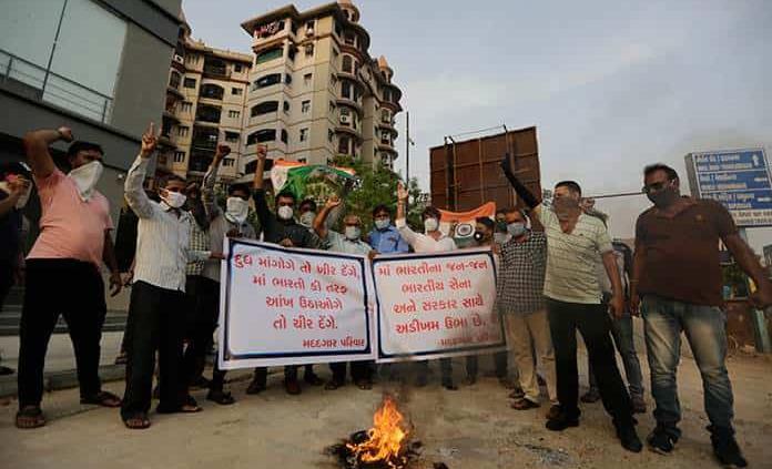 Chocan India y China; hay 20 muertos