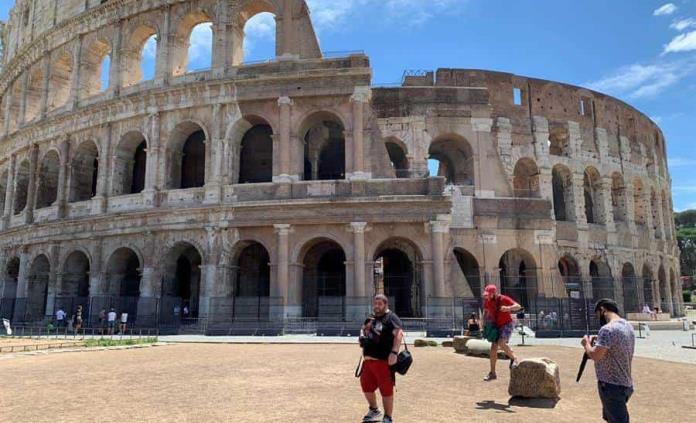 Sentencian a 30 años de prisión a italiano que mató a un joven porque parecía demasiado feliz