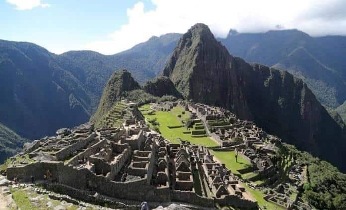 Machu Picchu no reabrirá sus puertas a los turistas antes de noviembre