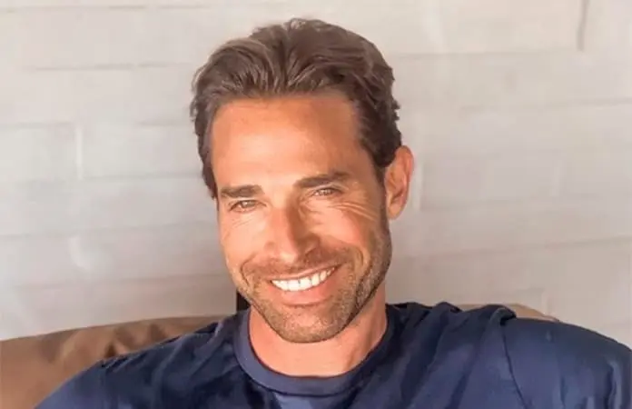 Sebasti&aacute;n Rulli defiende uso de IA en telenovela Mi Rival