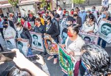 Padres inician movilizaciones a 6 años de los hechos de Ayotzinapa