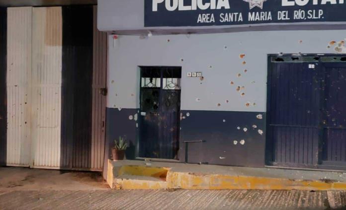 Leal atribuye a una reacción de los grupos delictivos el ataque a la base policiaca; no nos intimidarán, dice Pineda