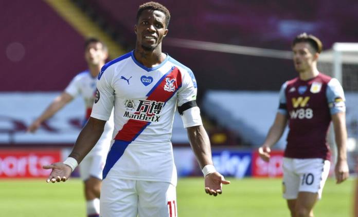 Futbolista de Crystal Palace recibe insultos racistas, detienen a niño de 12 años