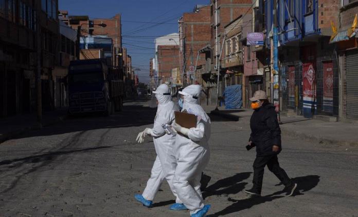 Medio centenar de jóvenes detenidos por hacer fiesta en cuarentena en Bolivia