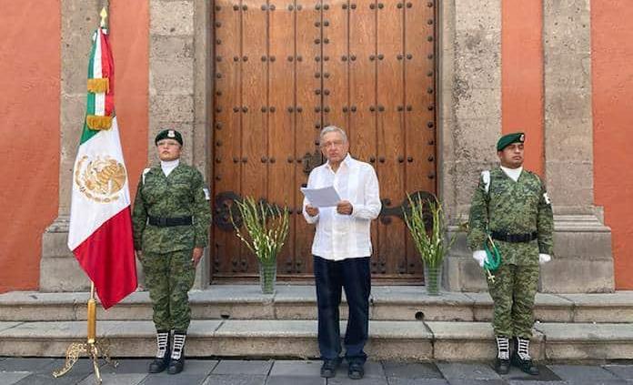 AMLO lanza 10 compromisos por Covid-19; incluye créditos, becas y pensiones a familias de víctimas
