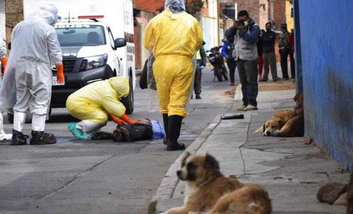 Fabrican hornos crematorios móviles por la pandemia en Bolivia