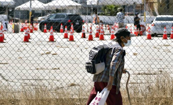 Juez de EEUU ordena pruebas en centro de migrantes detenidos