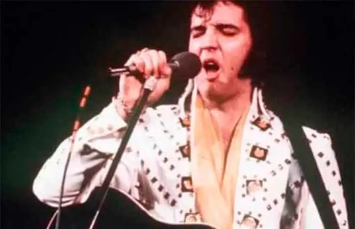 Elvis Presley planeó asesinato por amante de Priscilla