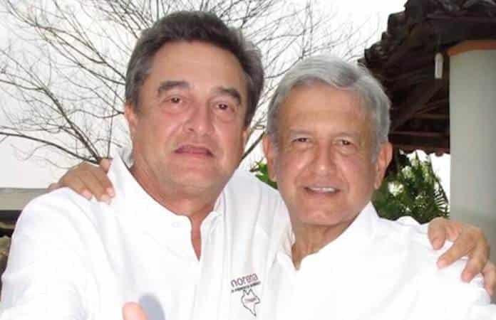 Pío y Andrés Manuel López Obrador / Especial