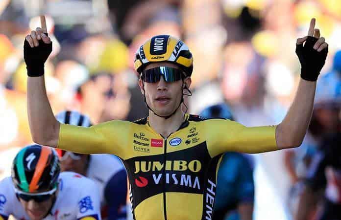 Wout van Aert  se impuso en la quinta etapa del Tour / Foto: AP