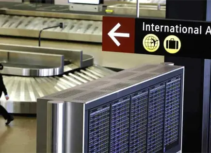 EU plantea revisar redes sociales a turistas EU plantea revisar redes sociales a turistas