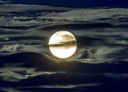 Luna de Lobo 2024: ¿Cuándo será la primera Luna llena del año?